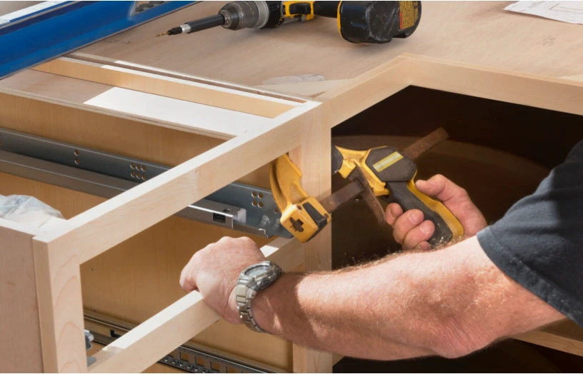 Kitchen Cabinet Installation